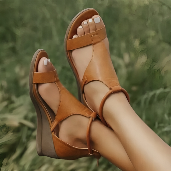 Femke Elegante Sandalen met Sleehak